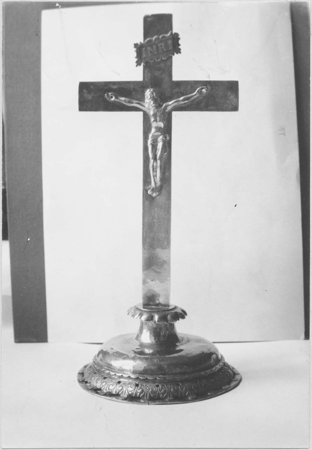croix d'offrande, vue générale