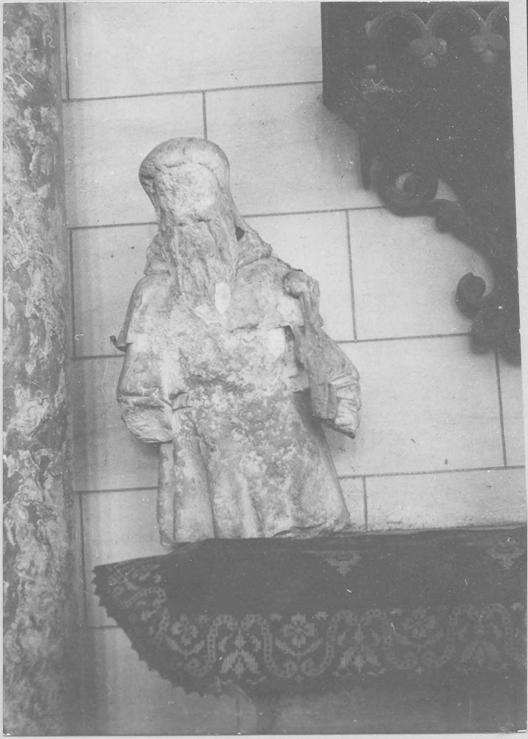 statue : saint Joseph (?), vue générale