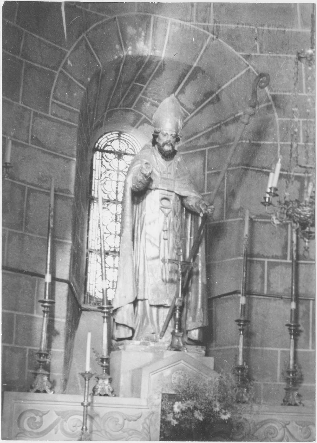 statue : Saint Hilaire, vue générale - © Ministère de la Culture (France), Médiathèque du patrimoine et de la photographie, diffusion RMN-GP