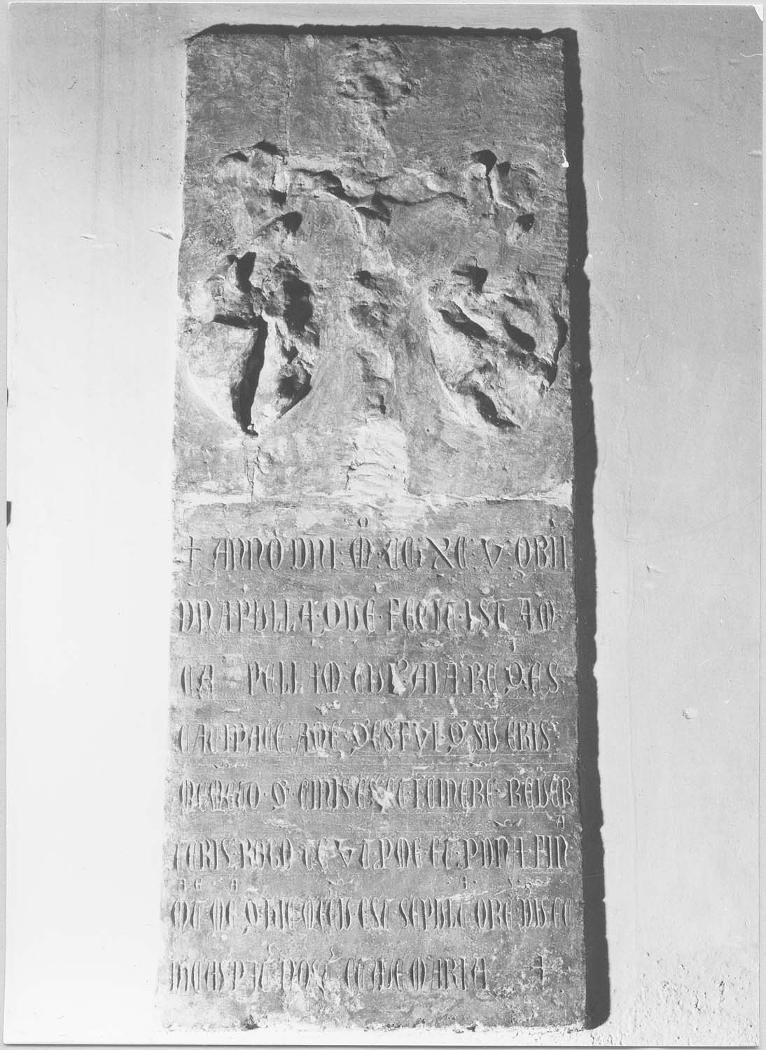 plaque funéraire de Dna Pulla, vue générale - © Ministère de la Culture (France), Médiathèque du patrimoine et de la photographie, diffusion RMN-GP