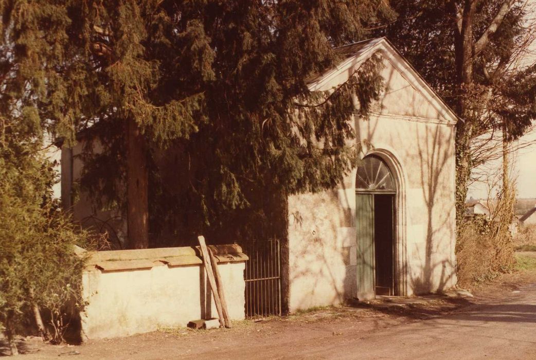 Chapelle de Beauvais, dite aux Bobines : Façade sud-ouest, vue générale