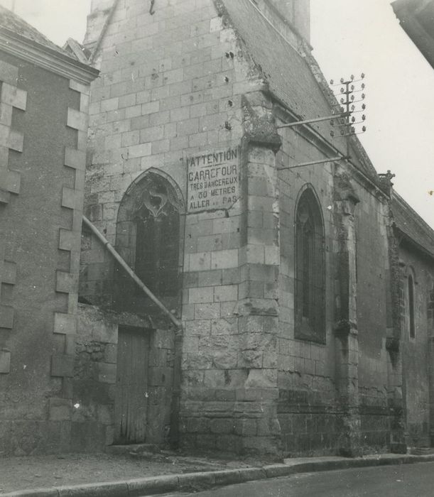 Chapelle de Varye, ou église Sainte-Colombe : Ensemble nord-est, vue partielle