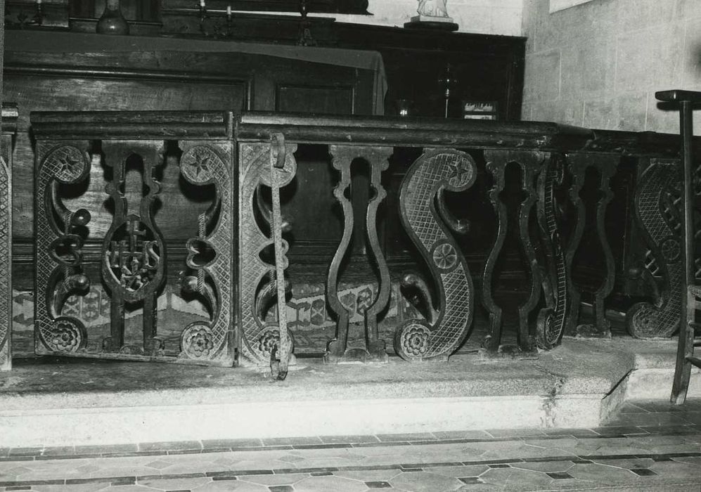 clôture liturgique (table de communion), vue partielle