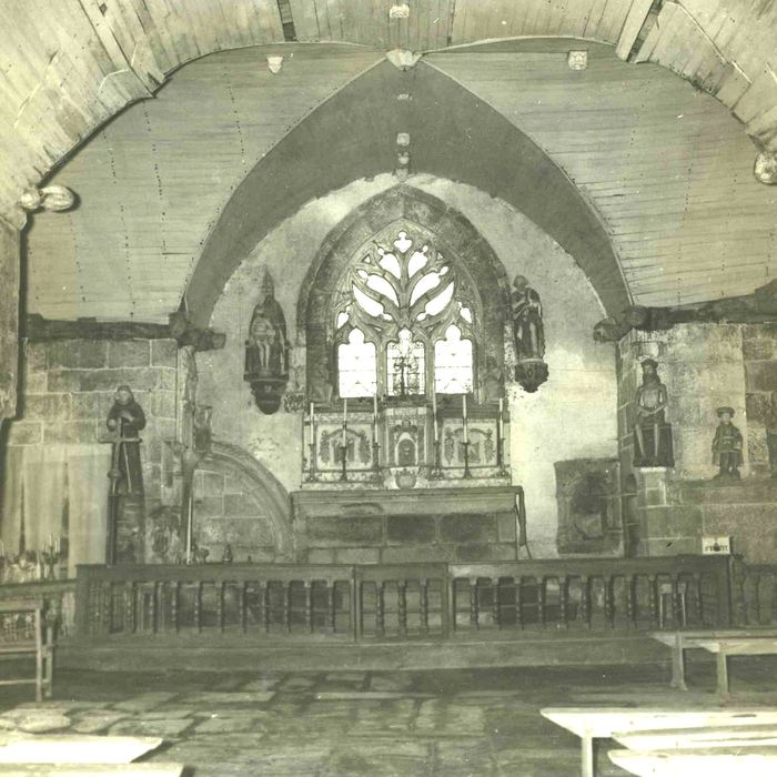 Chapelle de Burthulet : Choeur, vue générale