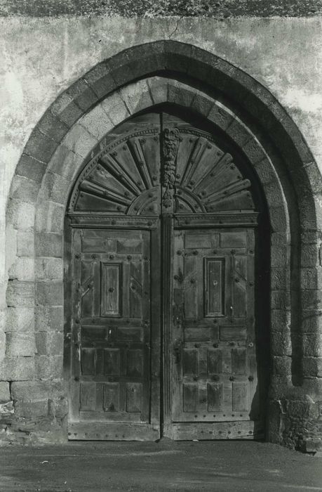 Ancienne abbaye des Jacobins : Eglise, portail occidental, vue générale