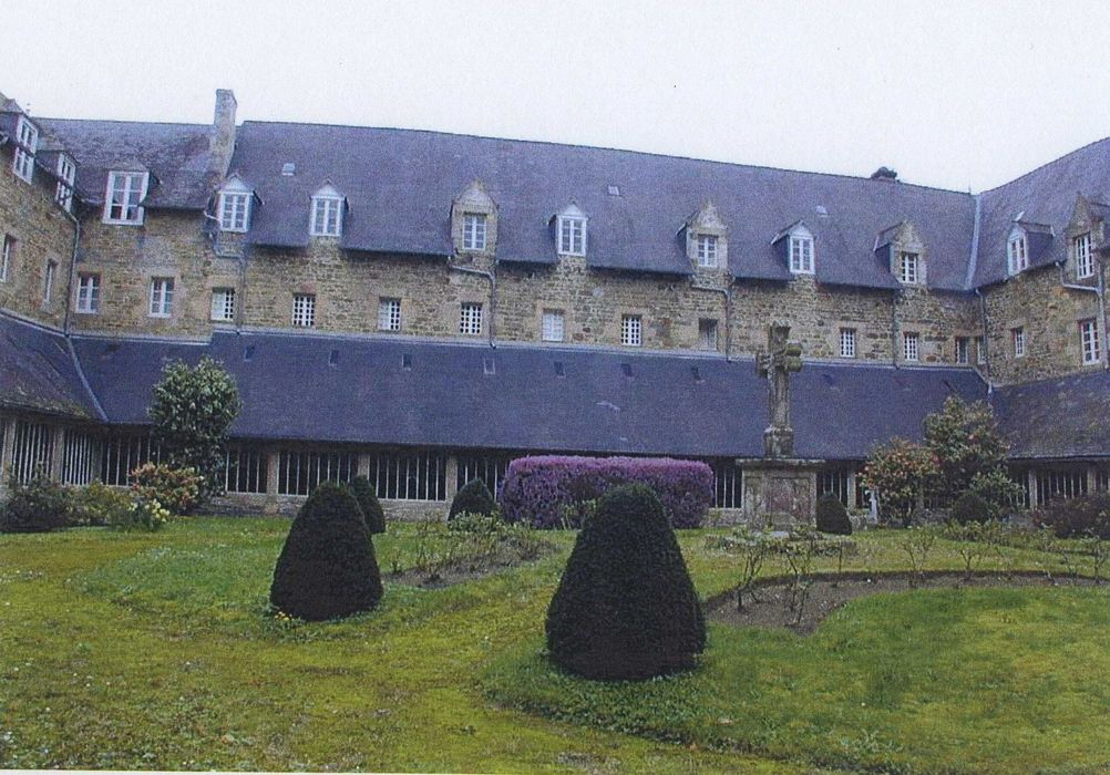 Couvent des Ursulines : Aile nord, vue générale