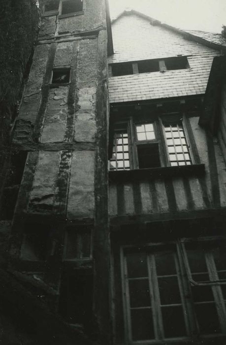 Maison dite à lanterne : Cour intérieure, vue générale de la façade