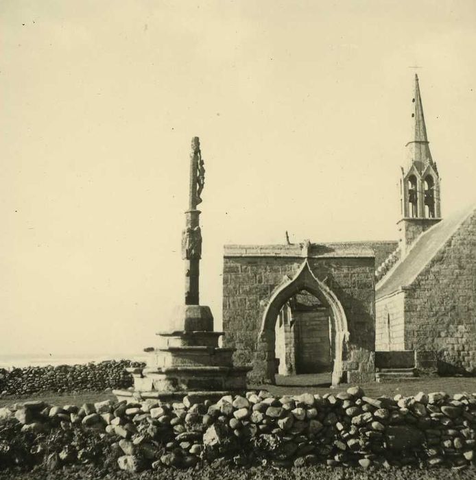 Arc de triomphe de la chapelle Notre-Dame-de-Penhors, calvaire : Vue générale