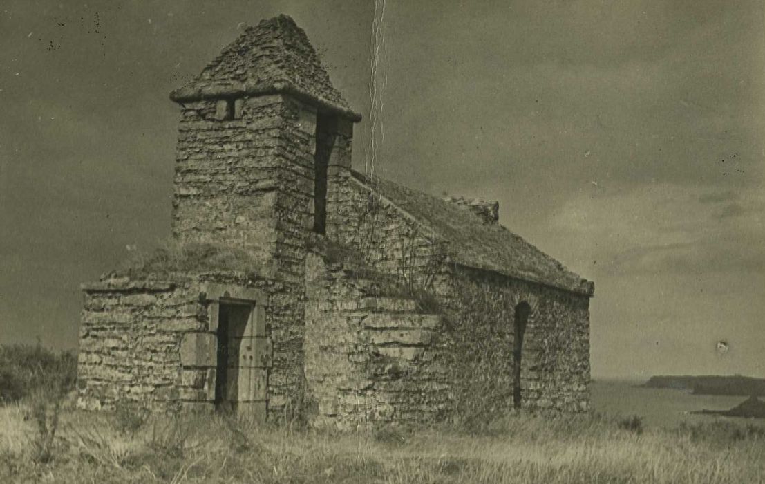 Ancien corps de garde, dit corps de garde des Doles, sis au hameau du Verger