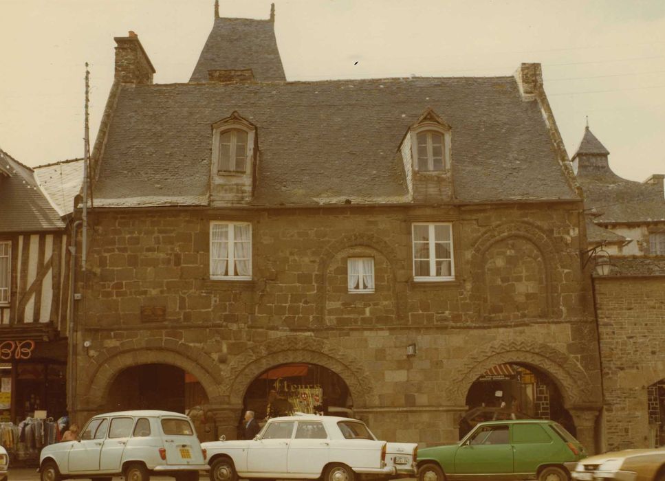 Maison des Petits Palets, dite aussi des Plaids : Façade sur rue, vue générale