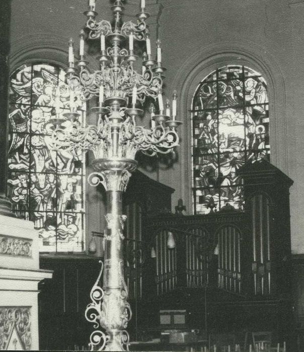 chandelier d’église, vue partielle - © Ministère de la Culture (France), Médiathèque du patrimoine et de la photographie, tous droits réservés