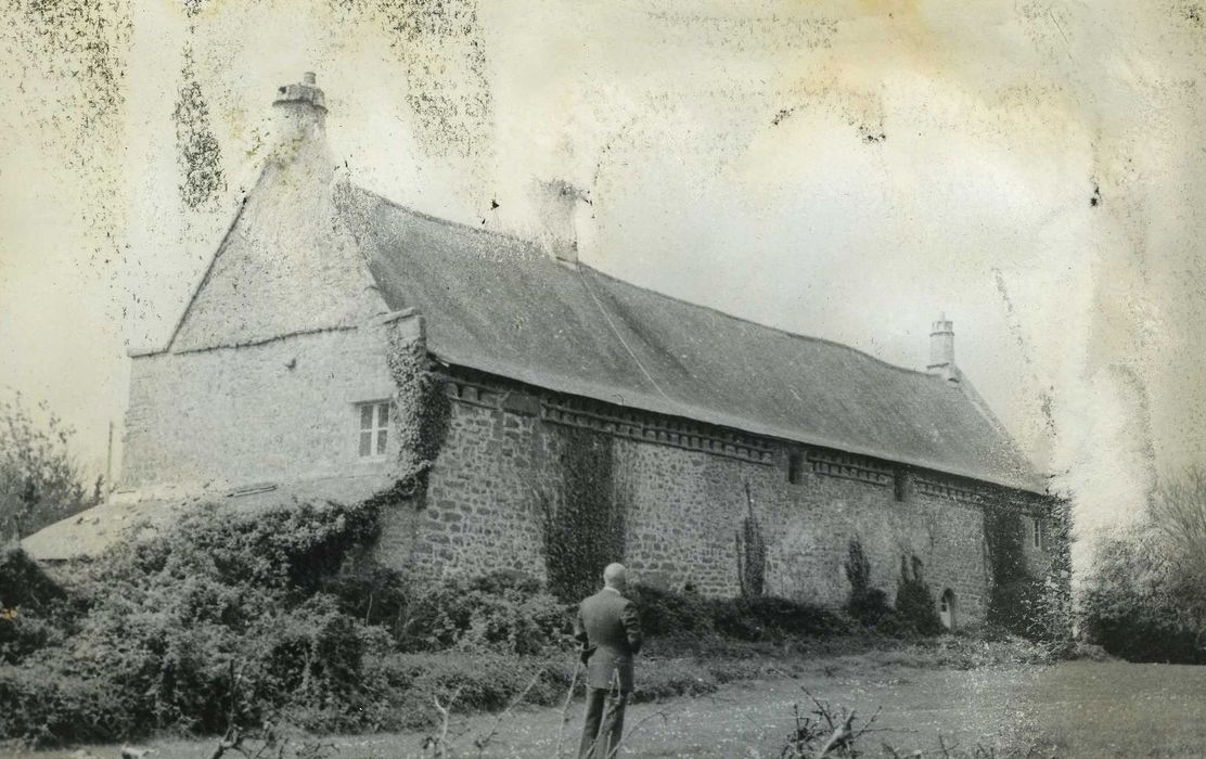 Manoir de Kérat : Ensemble nord-est, vue générale