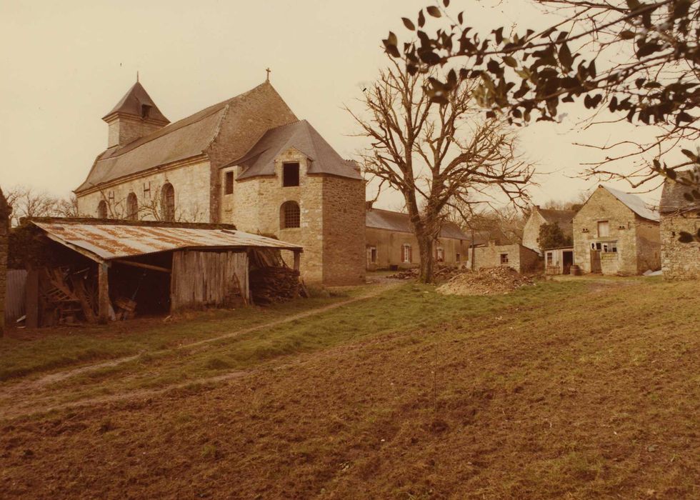 Chapelle Saint-Quirin, ancienne chapelle du manoir de Kerivallan : Ensemble sud-est, vue générale