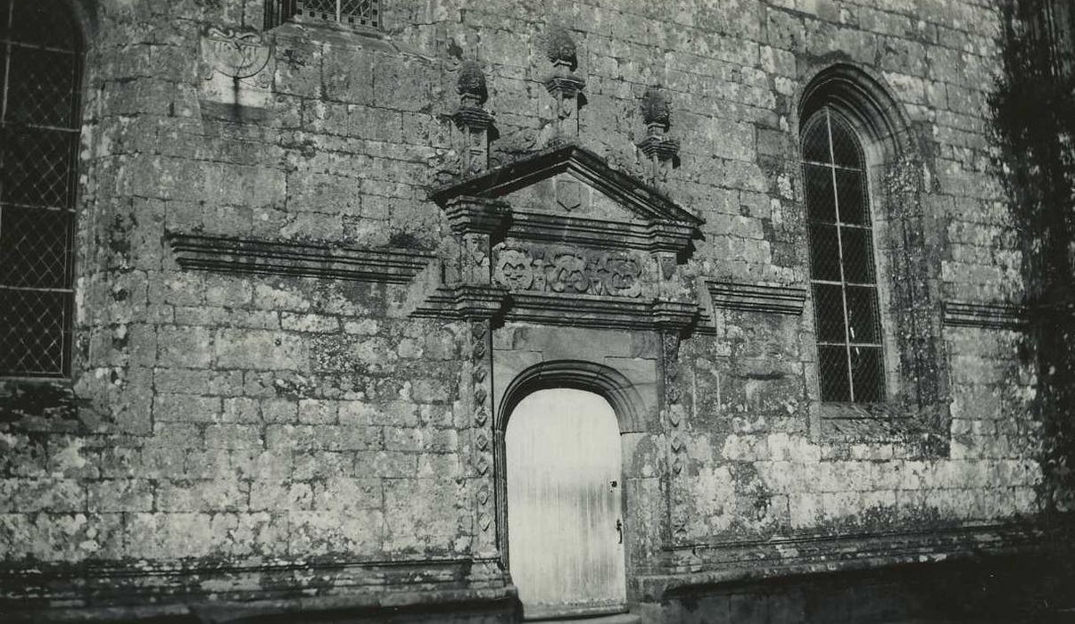 Eglise Notre-Dame-de-la-Fosse : Façade latérale sud, vue générale