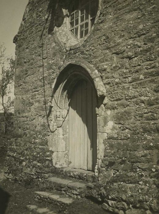 Chapelle de Locmaria : Portail occidental, vue générale