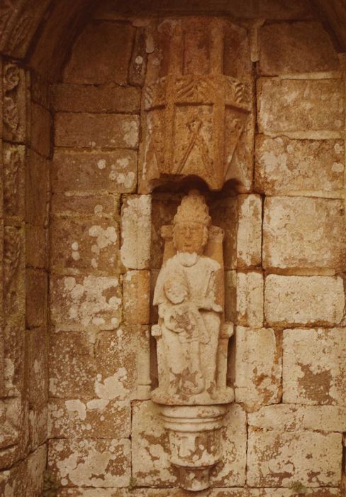 Fontaine de la Trinité : Détail de la statue de la Trinité