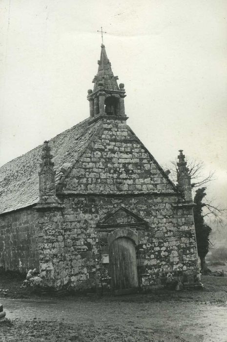 Chapelle de la Trinité : Façade occidentale, vue générale