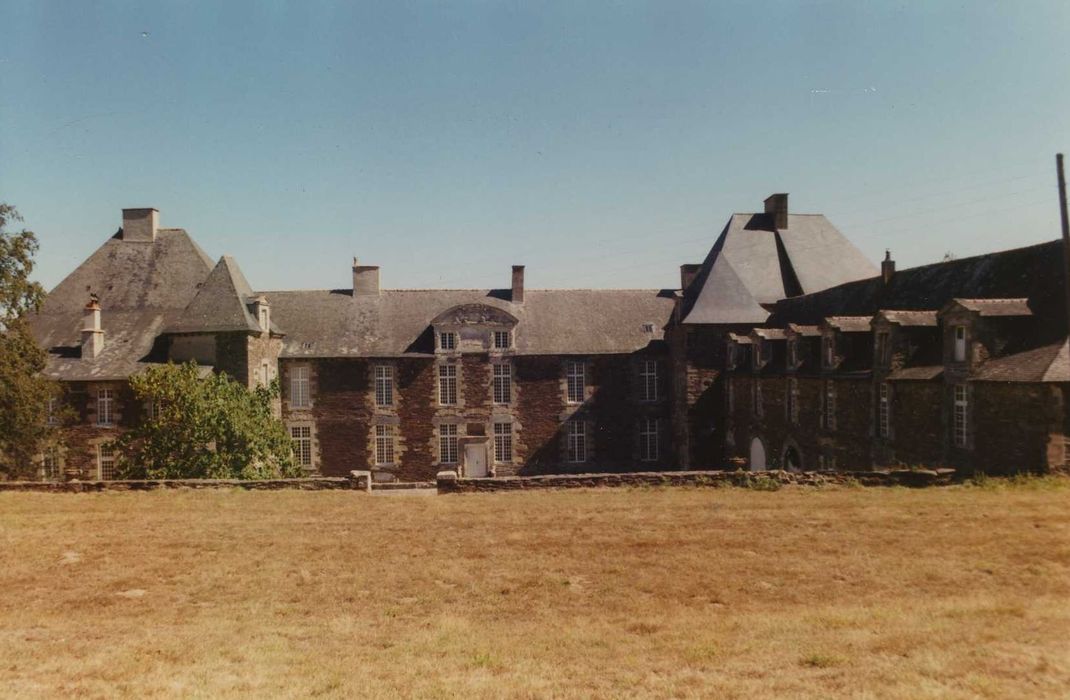 Château de Coëtbo : Ensemble ouest, vue générale