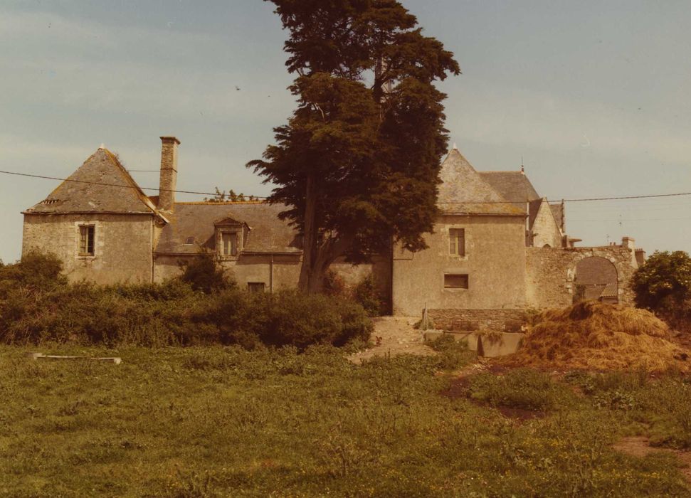 Ancien prieuré : Ensemble sud, vue générale