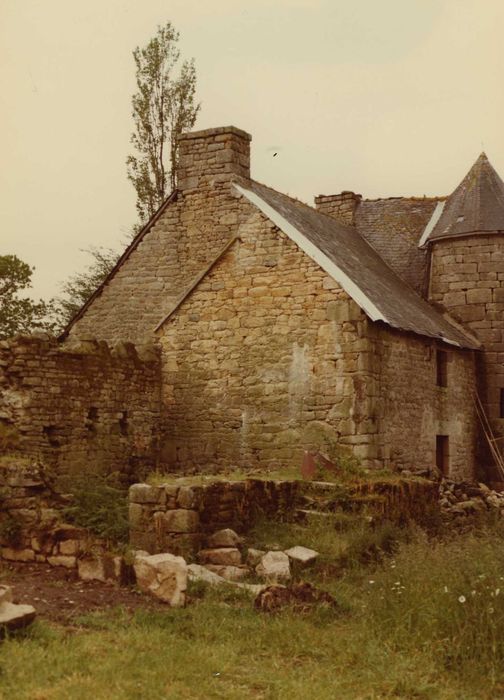 Manoir de Kermain : Logis, pignon est, vue générale