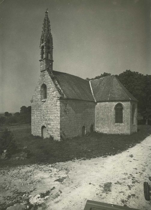 Chapelle Neuve et sa fontaine