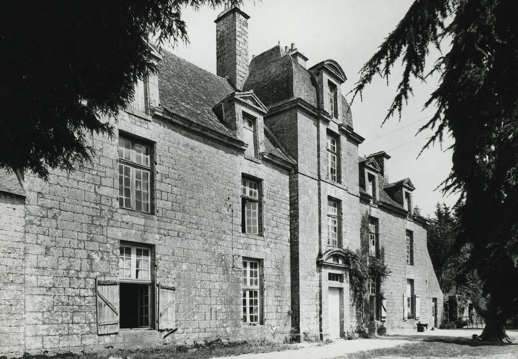 Domaine du Coscro : Façade nord-est, vue générale