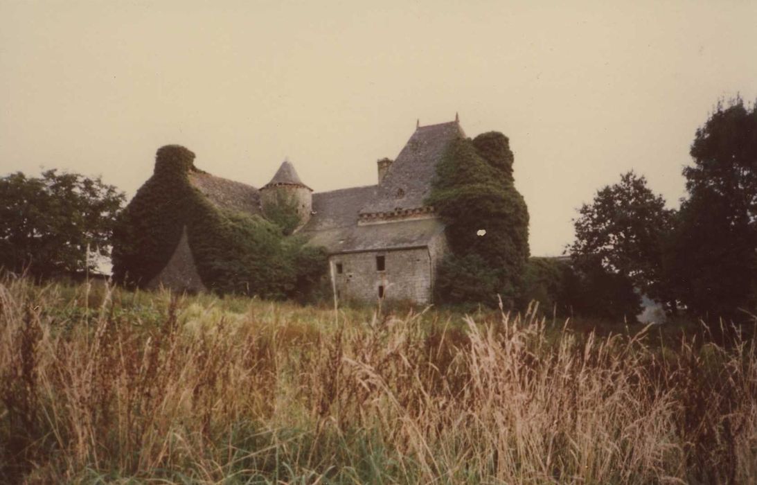 Manoir de Kerduel : Ensemble nord, vue générale