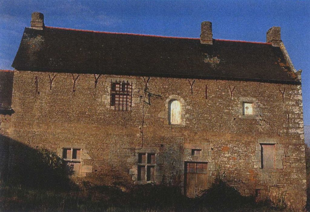 Manoir du Plessis-Rebours : Logis, façade sud, vue générale