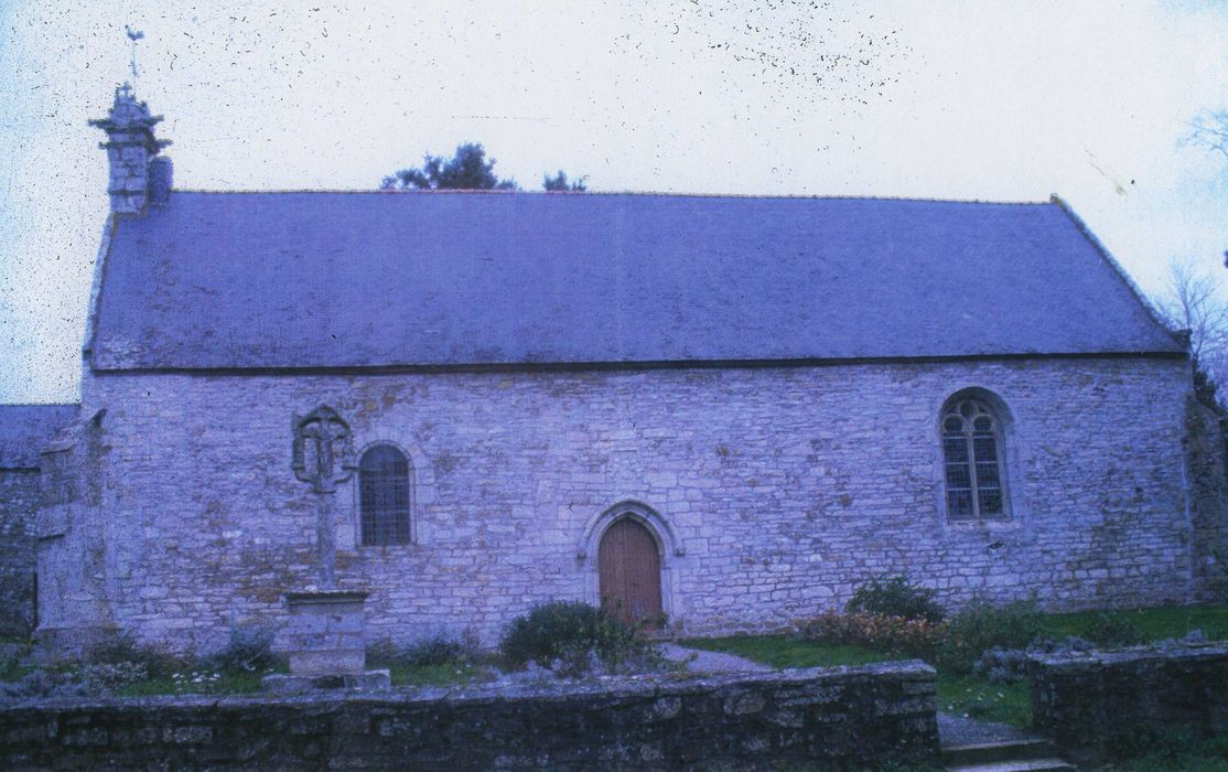 Chapelle Notre-Dame de Bon Secours de Mangolérian : Façade latérale sud, vue générale