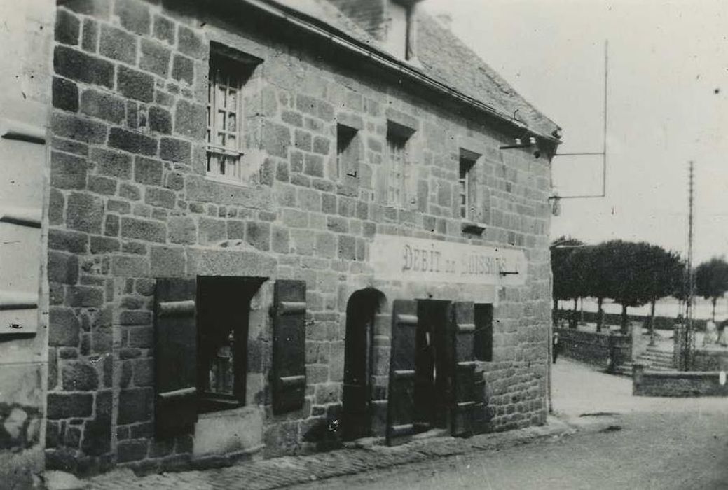 Maison : Façade sur rue, vue générale