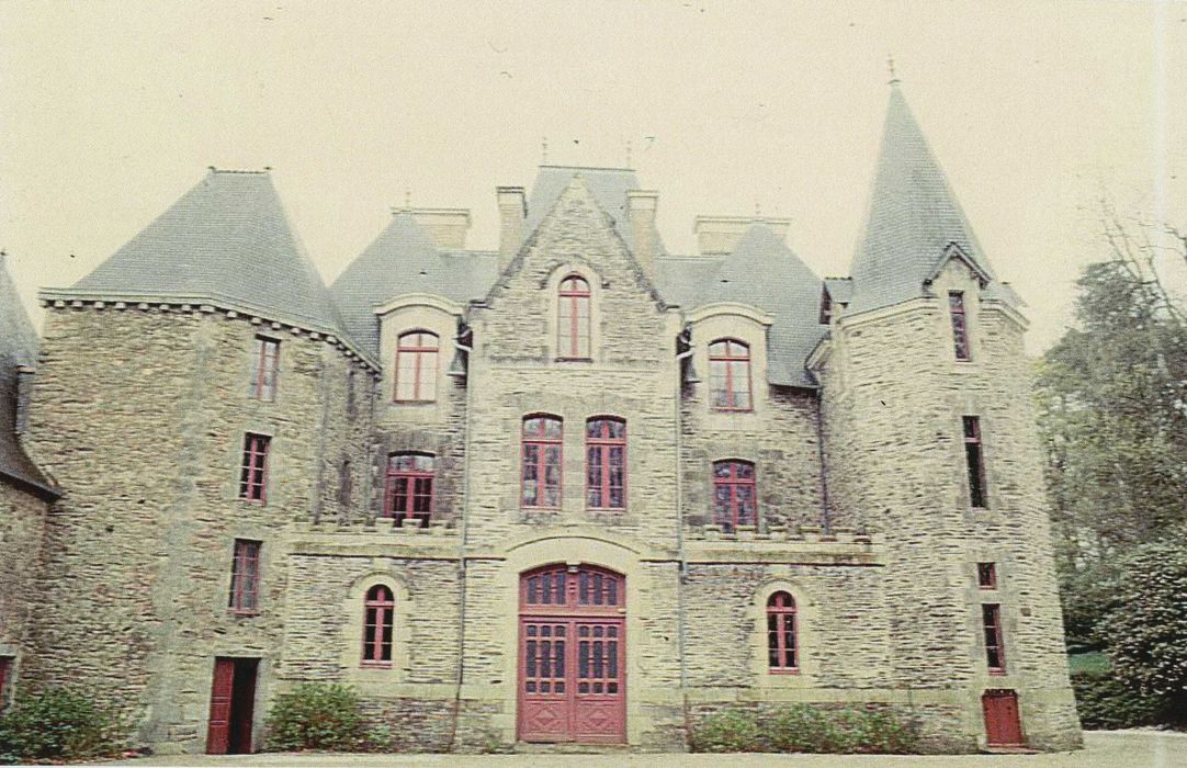 Château de la Villequéno : Façade nord, vue générale