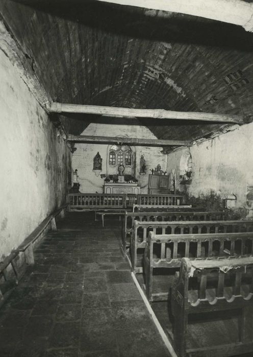 Chapelle Notre-Dame-du-Cloître : Nef, vue générale