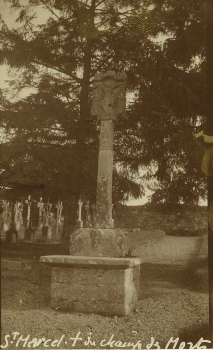 Croix du Champ-des-Morts : Vue générale