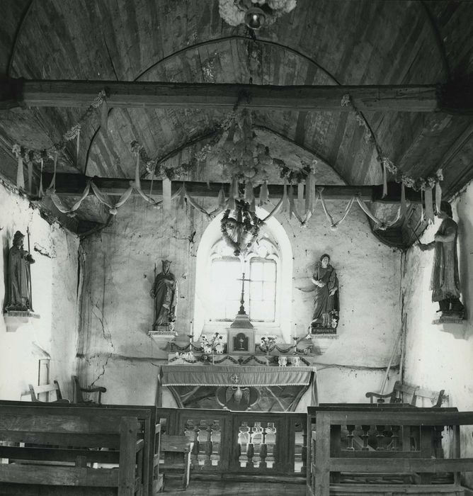 Chapelle Sainte-Hélène : Choeur, vue générale