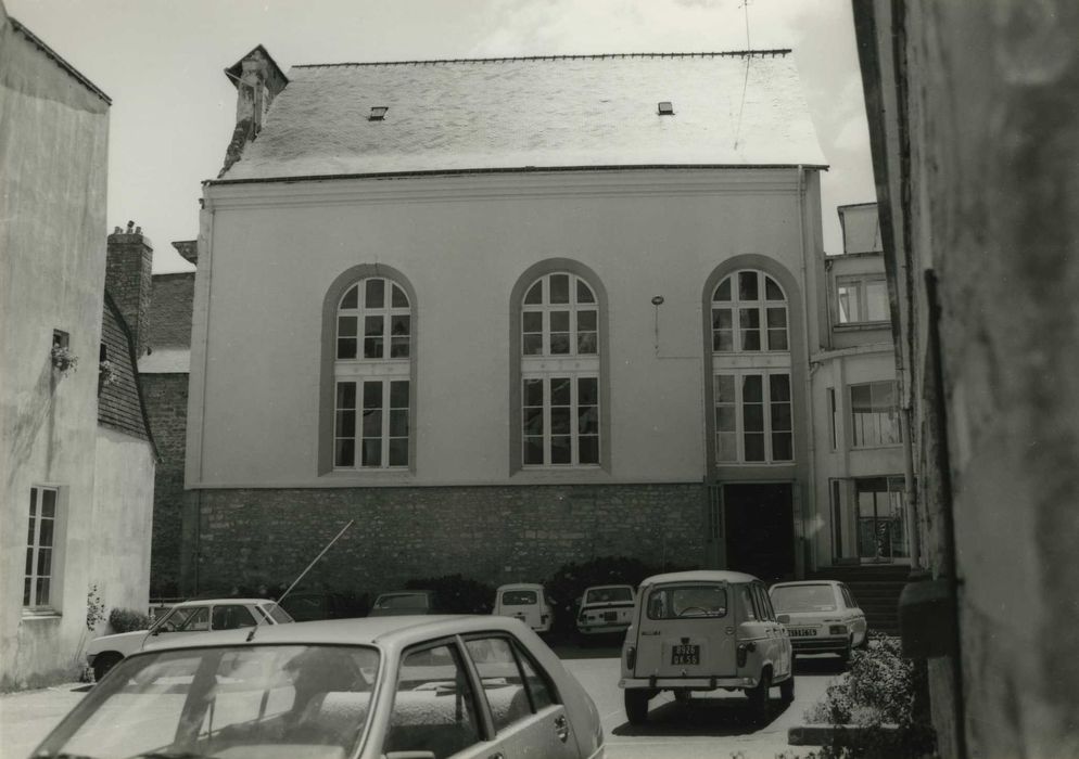 Chapelle des Ursulines : Façade latérale nord, vue générale