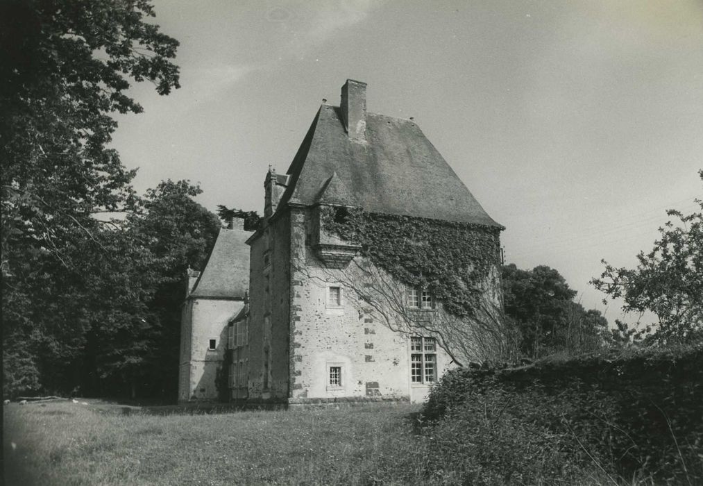 Château de la Vallée : Ensemble ouest, vue générale