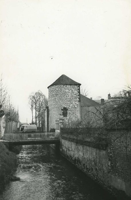 Ancienne enceinte de la Ville : Tour d’enceinte, vue générale