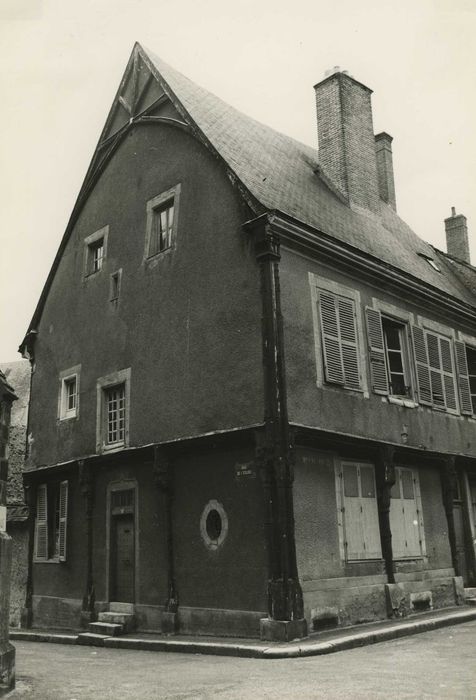 Maison : Façades sur rue, vue générale