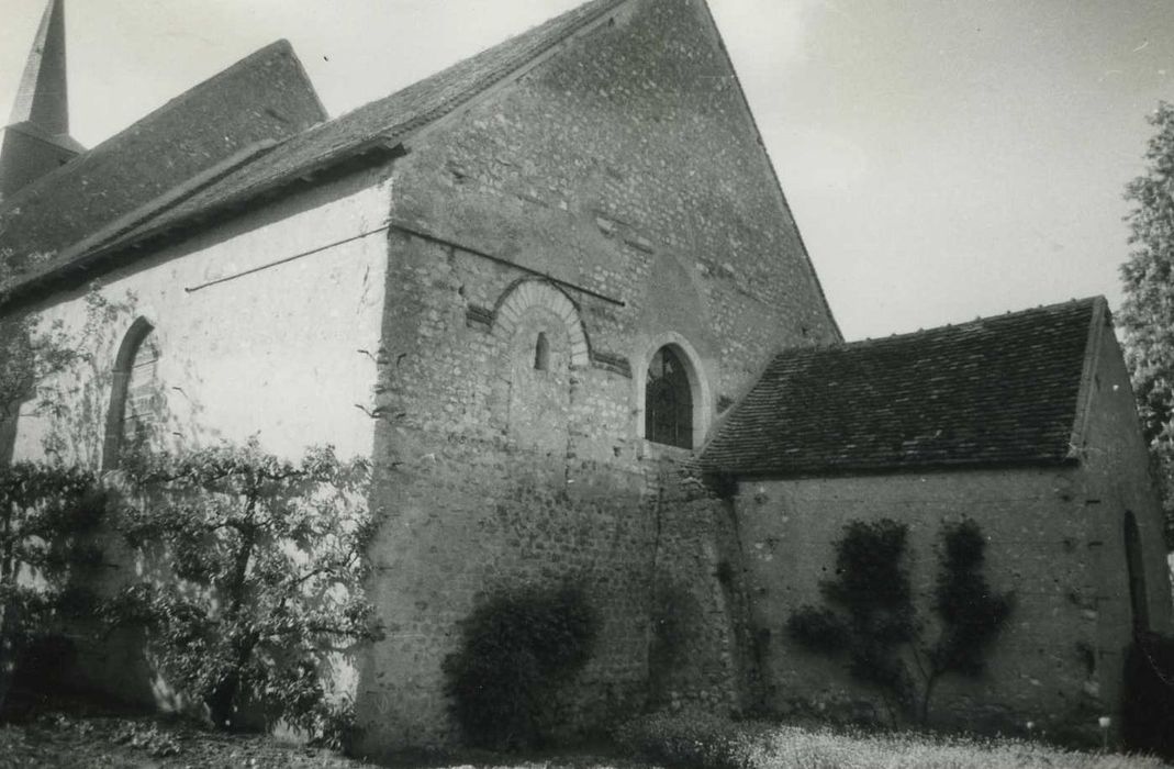 Eglise Saint-Aignan : Chevet, vue générale