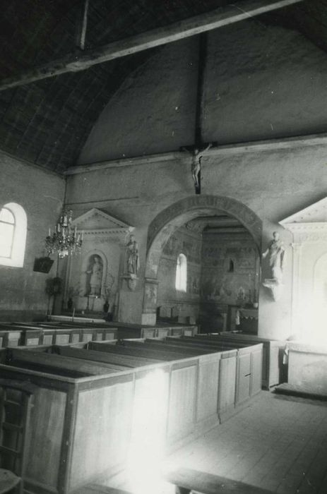 Eglise Saint-Aignan : Nef, vue générale