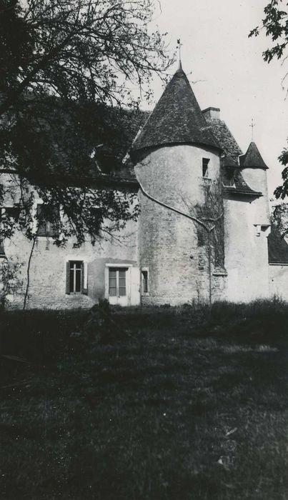 Château du Plessis : Façade sud-est, vue partielle