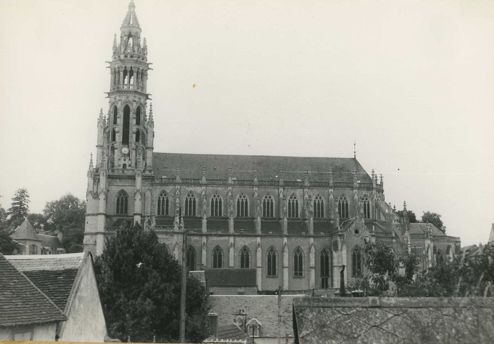 Basilique Notre-Dame-des-Enfants : Ensemble sud, vue générale