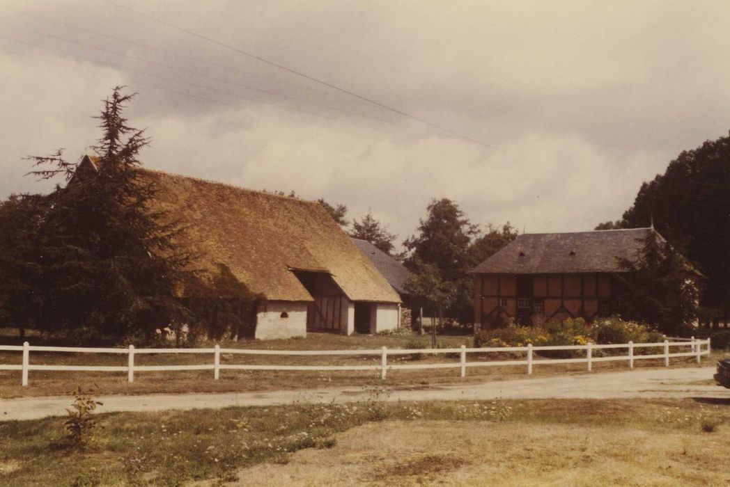 Domaine du Moulin au Riche : Grange (bâtiment B), ensemble sud, vue générale