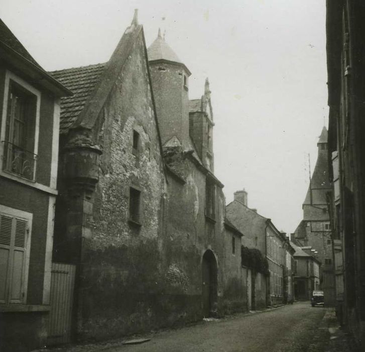 Hôtel ou maison dite de Charles VII (anciennement le Château Vieux) : Façade sur rue, vuegénérale