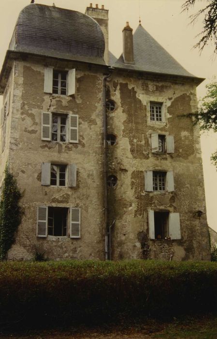 Château : Façade nord, vue générale