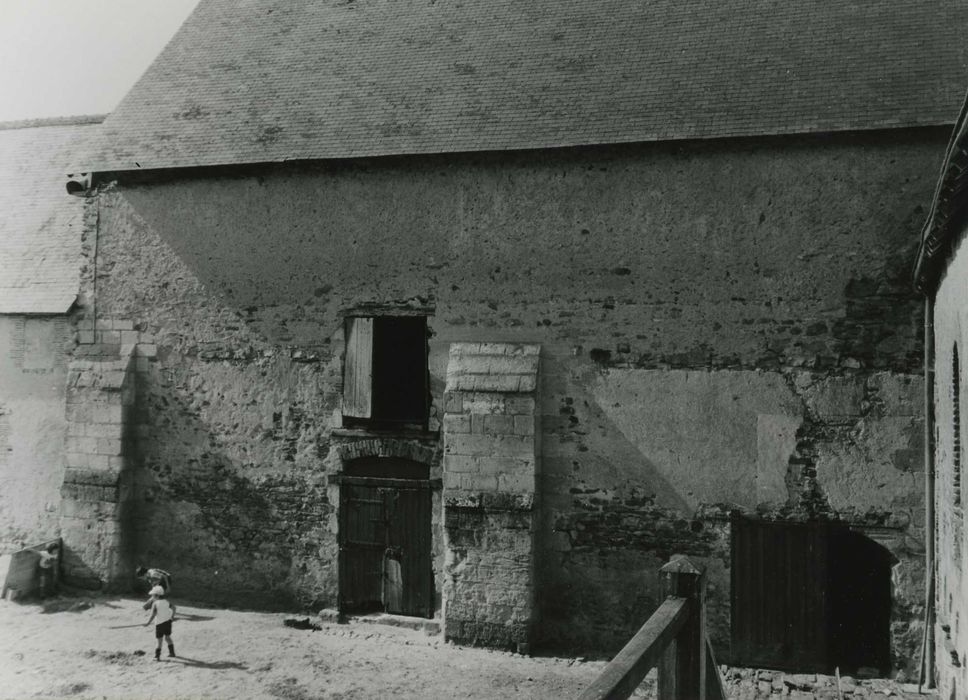 Ancien prieuré grandmontain de Fontblanche : Chapelle, façade latérale sud, vue générale