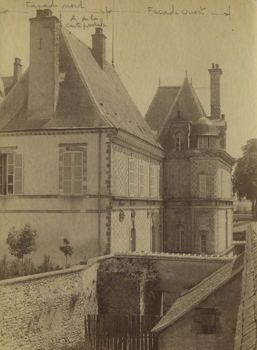 Château de la Maisonfort : Façade latérale ouest, vue générale