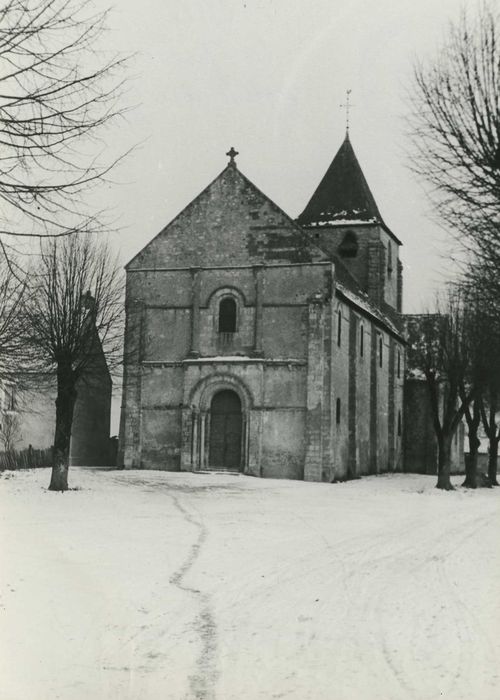 Eglise Saint-Etienne : Façade occidentale, vue générale