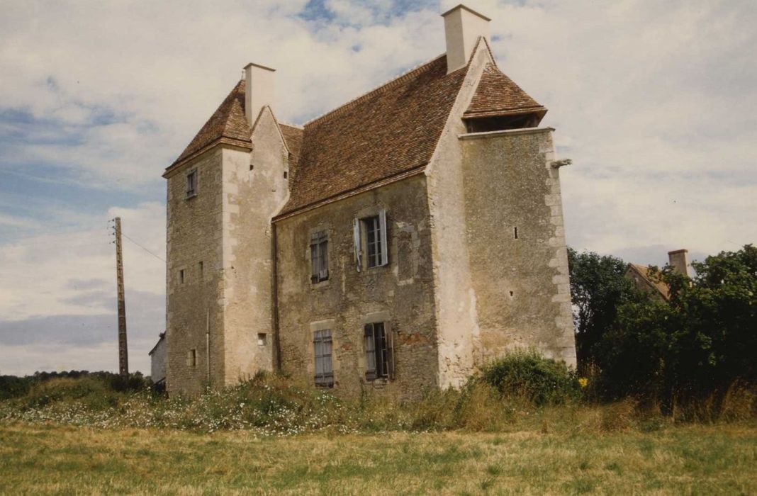 Manoir de Chezelles : Ensemble sud-est, vue générale