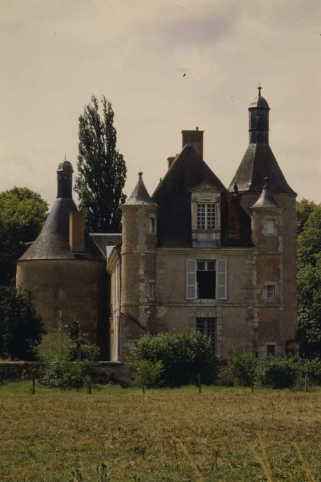 Château de Saragosse : Ensemble nord, vue générale